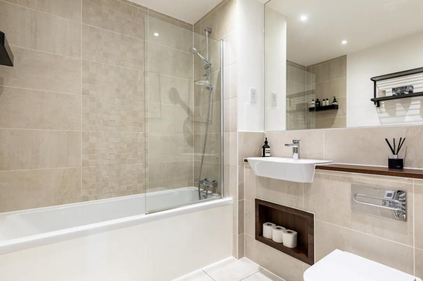 Modern 1 Bed L City Views L Work Space Londra Dış mekan fotoğraf